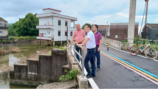 黄旭晖副市长暗访检查潭江牛湾国考断面水质治理攻坚工作214.png